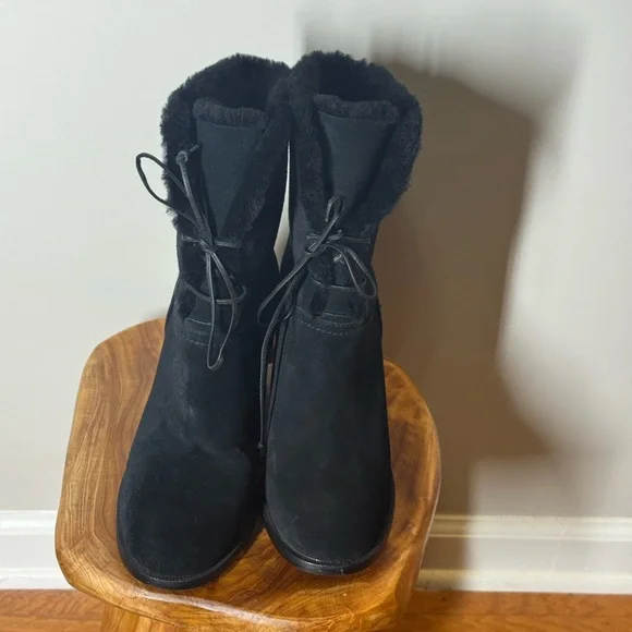 UGG|| Jerene Genuine Shearling Black Suede Block Heel Fold Over Boots Size 10 - Picture 7 of 11